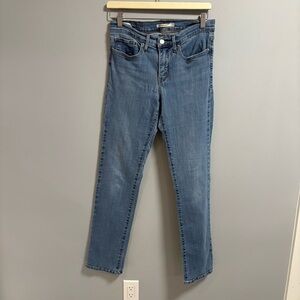 Levi's Shaping Straight Jeans